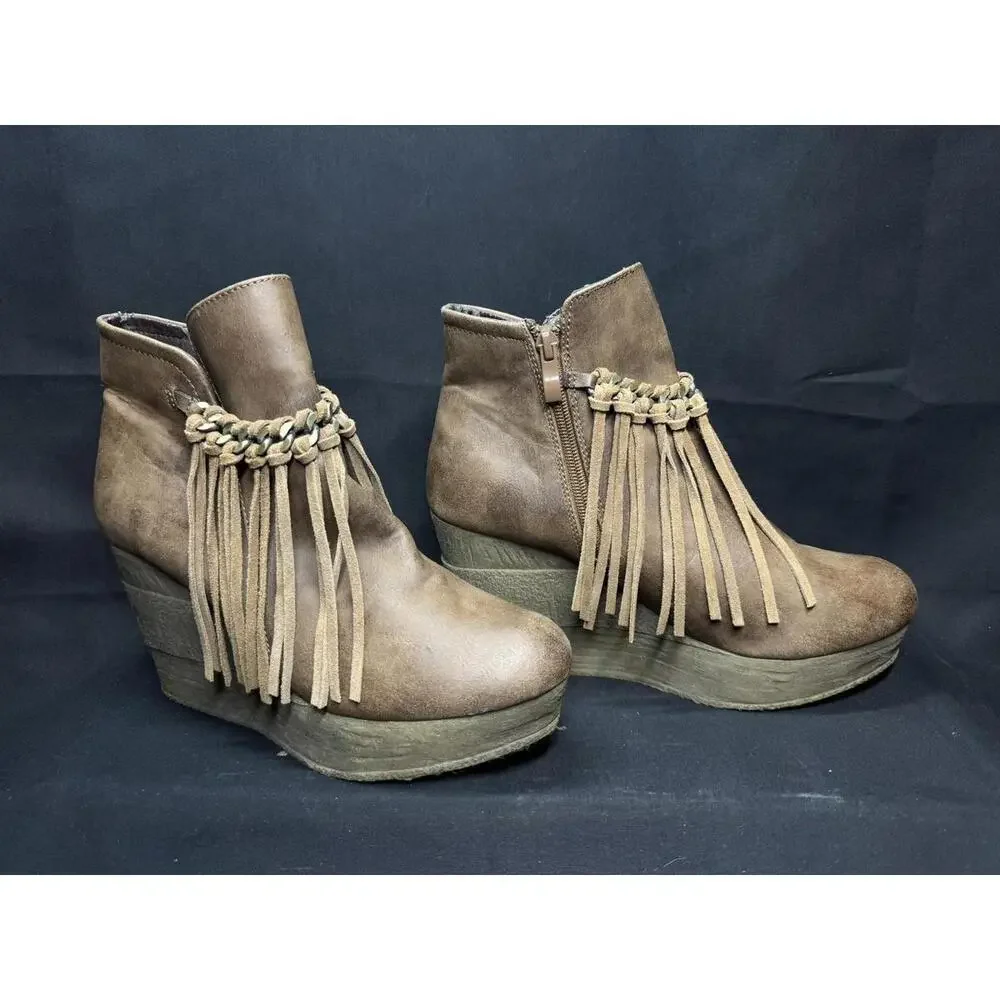 Sbicca Boots Womens Size 10 Wedge Fringe Suede Western Boho Zip Ankle‎ Booties